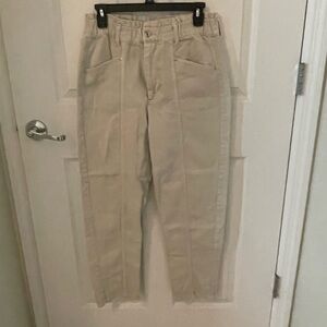 Forever21 cream colored jeans size 29